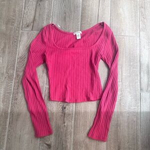Long sleeve crop top